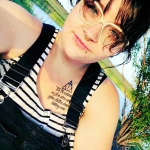 Meet your Posher, Victoria